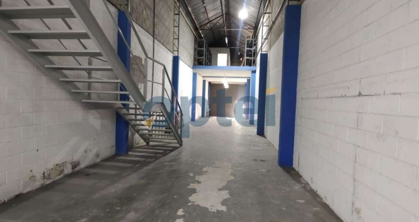 EXCELENTE GALPÃO DE 390 M², COM MEZANINO, PARA LOCAÇÃO NO RUDGE RAMOS EM SÃO BERNARDO DO CAMPO