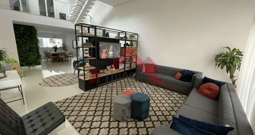 Sobrado com 4 dorms, Santa Paula, São Caetano do Sul - R$ 2.39 mi, Cod: 2272
