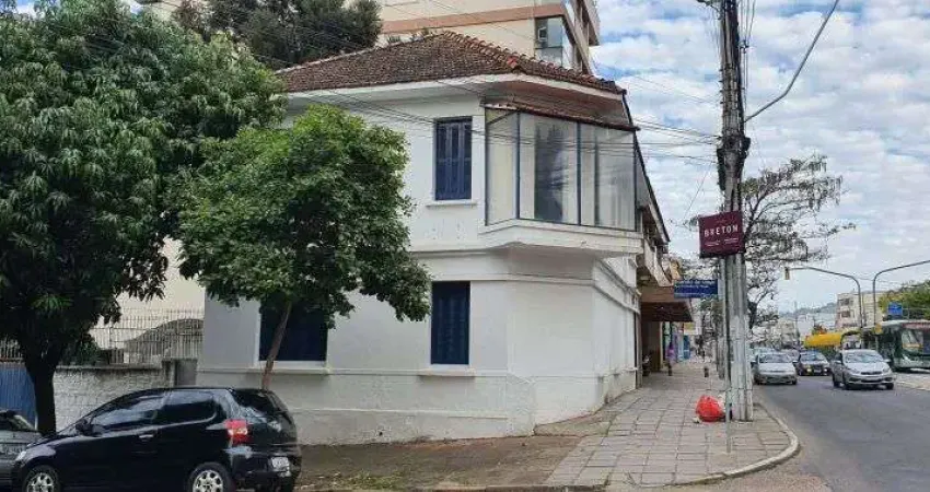 Casa com 7 quartos para alugar no Partenon, Porto Alegre 