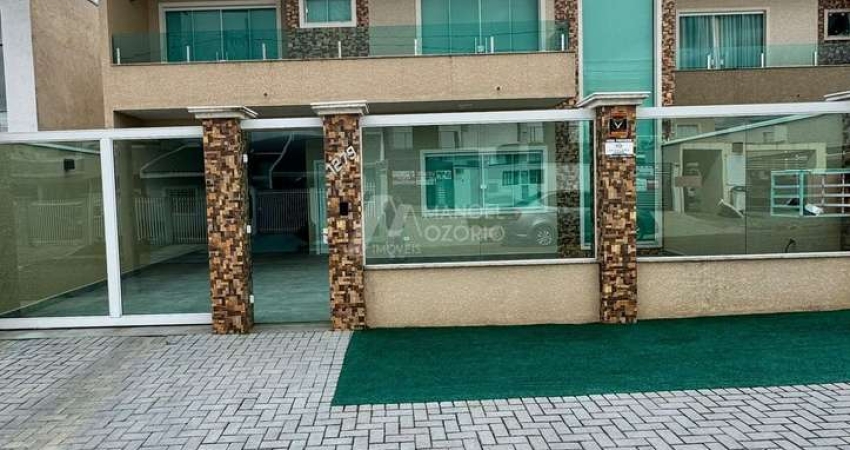 Sobrado em Iguaçu, Araucária: 2 Dorms, 244m² por R$2.250.000