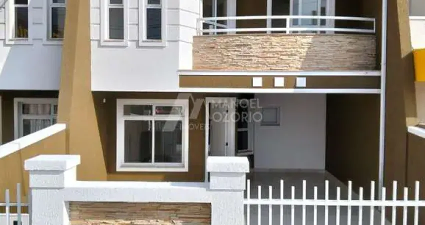 Sobrado à venda em eucaliptos, fazenda rio grande – 3 quartos