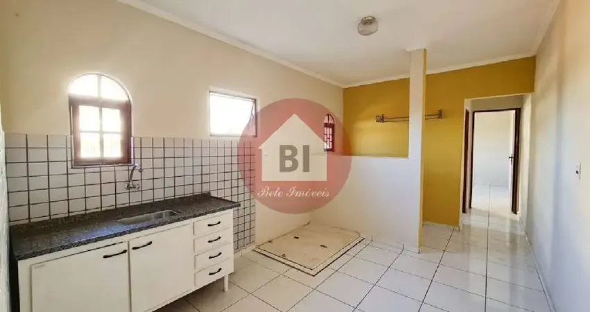 Casa térrea com 01 dormitório | vaga de garagem | Aluguel R$ 1500/mês (DAVL)* | Vila Matilde | São Paulo/SP | 40 metros quadrados.