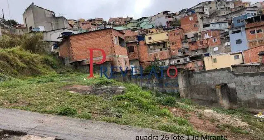 Terreno à venda no Condomínio Maracanã, Santo André 