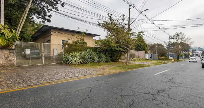 Terreno à venda na Rua Doutor Nelson de Souza Pinto, 226, São Lourenço, Curitiba