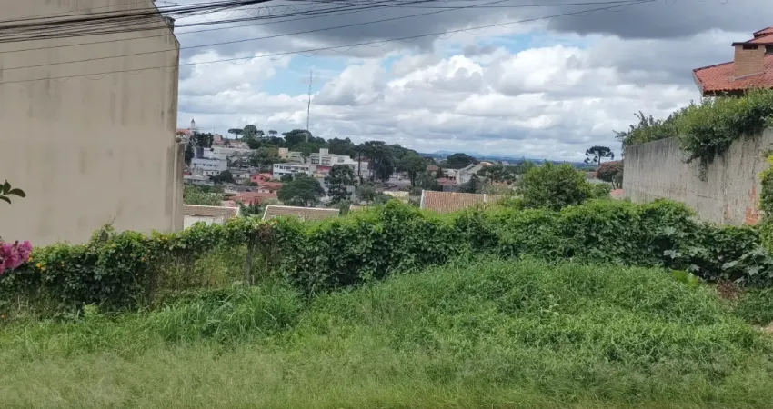 Terreno plano, testada de 15 metros no Pilarzinho ZR-2, próximo à Cruz do Pilarzinho