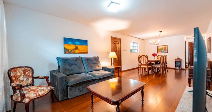 Excelente casa tipo para venda com 3 quartos, sendo 1 suíte, 160m²