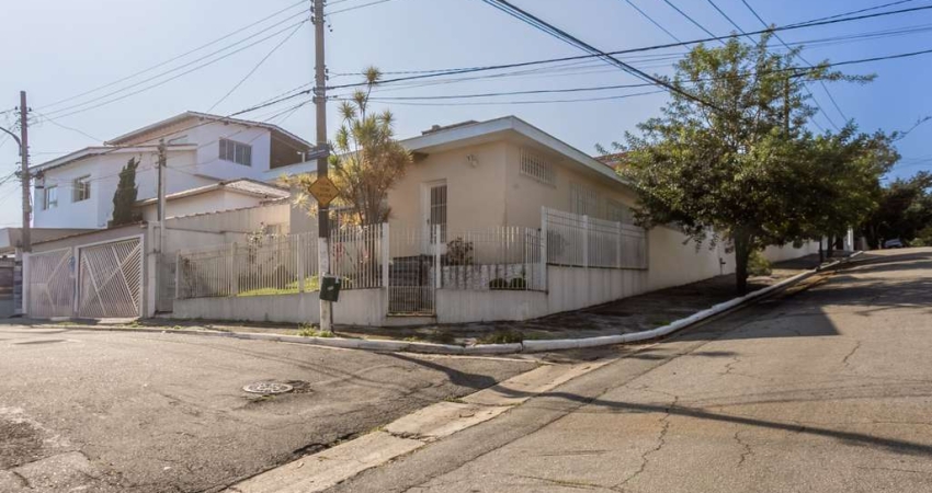 Deslumbrante casa tipo para venda com 3 quartos, sendo 3 suítes, 180m²
