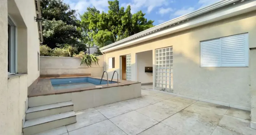 Excelente casa tipo para venda em Campo Belo com 3 quartos, sendo 1 suíte, 200m²