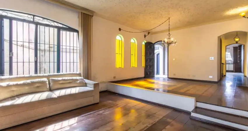 Elegante sobrado para venda em jardim consórcio com 3 quartos, sendo 1 suíte, 220m²