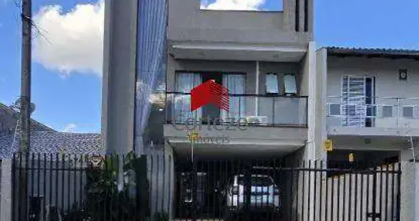 Sobrado com 230m² 3 quartos, à venda, no bairro Iná em São José dos Pinhais