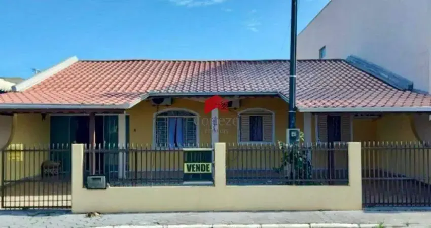 Casa com 150m² 3 quartos, à venda, no bairro enseada em são francisco do sul