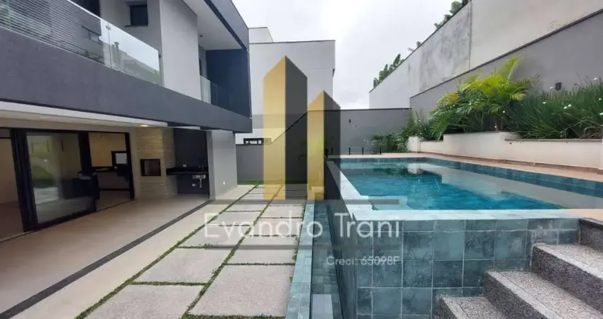 Casa 5 Suítes - Alphaville - SJCampos.
325m² - 5 Suítes - R$ 3.950.000,00