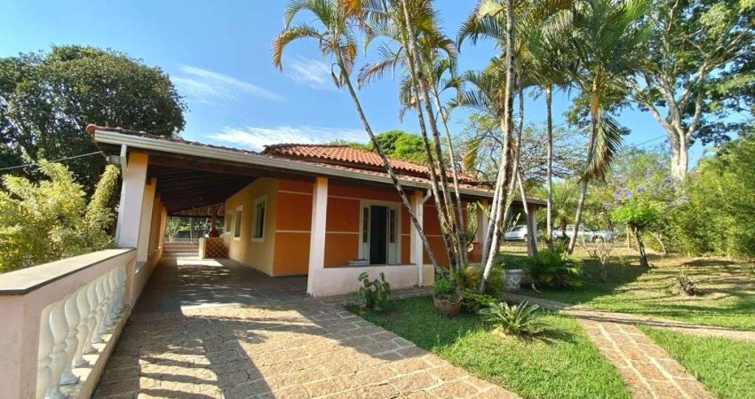 Chácara com 3 dormitórios à venda, 1090 m² por R$ 830.000 - Condomínio Zuleika Jabour - Salto/SP