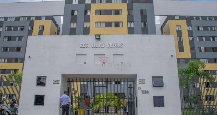 Apartamento com 3 dormitórios para alugar, 67 m² por R$ 2.450,00/mês - Centro - Pinhais/PR