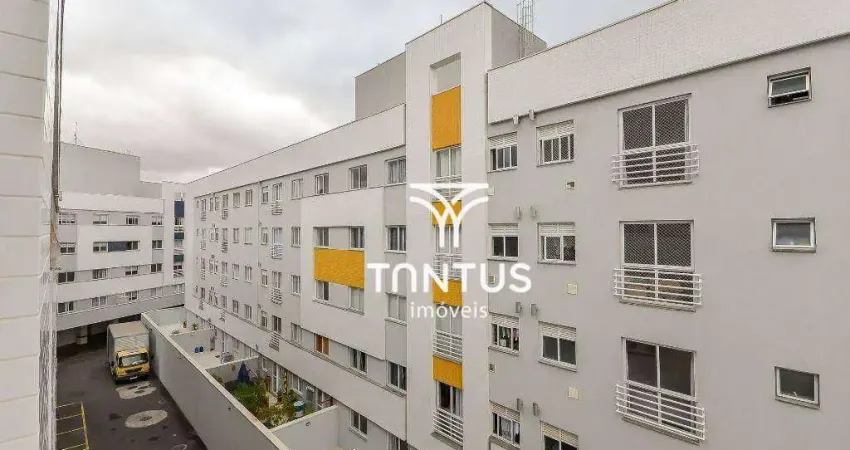 Apartamento com 2 dormitórios para alugar, 53 m² por R$ 1.800/mês - Vista Alegre - Curitiba/PR