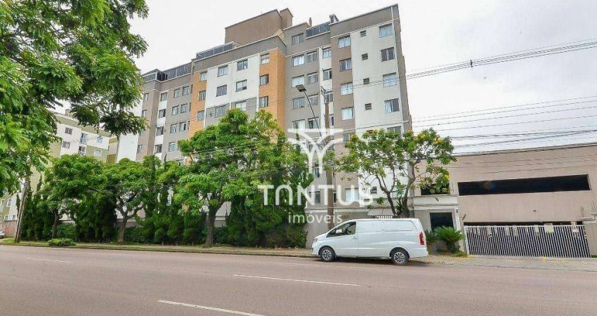 Apartamento com 3 dormitórios para alugar, 56 m² por R$ 2.200/mês - Capão Raso - Curitiba/PR