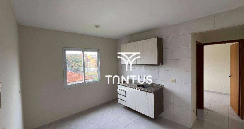 Apartamento com 1 dormitório para alugar por R$ 1.400/mês