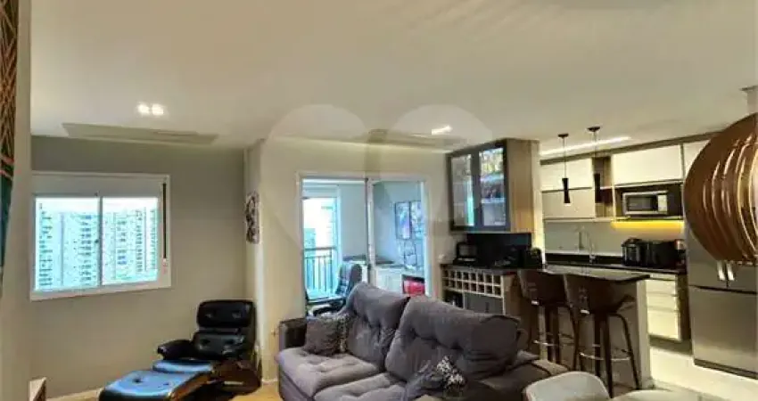 Apartamento à venda com 2 quartos, sendo 1 suíte, no condomínio verde morumbi, são paulo - sp