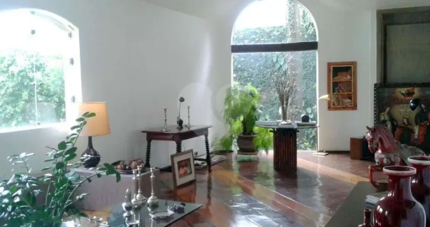 Sobrado à venda com 4 quartos, sendo 2 suítes,  em jardim guedala, são paulo - sp