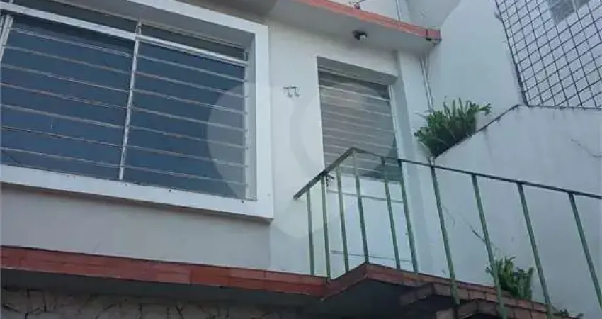 Casa com 3 quartos à venda na Rua Francisco Alves, Vila Romana, São Paulo