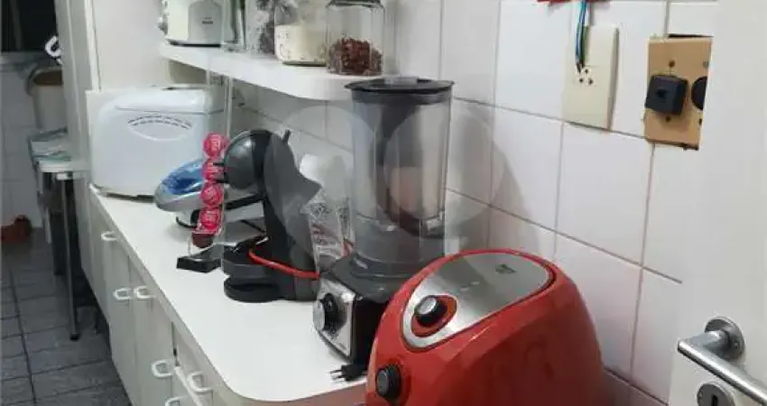 Apartamento à venda com 3 quartos no condomínio edifício parque brasil, são paulo - sp