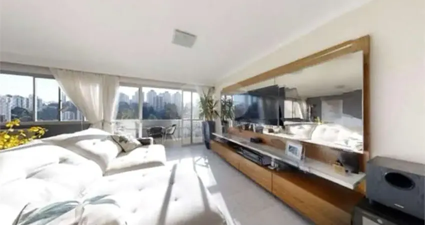 Apartamento à venda com 3 quartos, sendo 1 suíte, no condomínio parque do morumbi, são paulo - sp