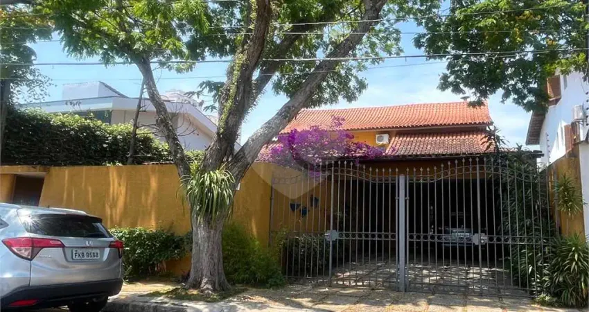 Casa à venda com 4 quartos, sendo 2 suítes, em morumbi, são paulo - sp