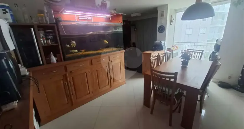 Apartamento à venda com 3 quartos, sendo 1 suíte, no condomínio story jaguaré, são paulo - sp