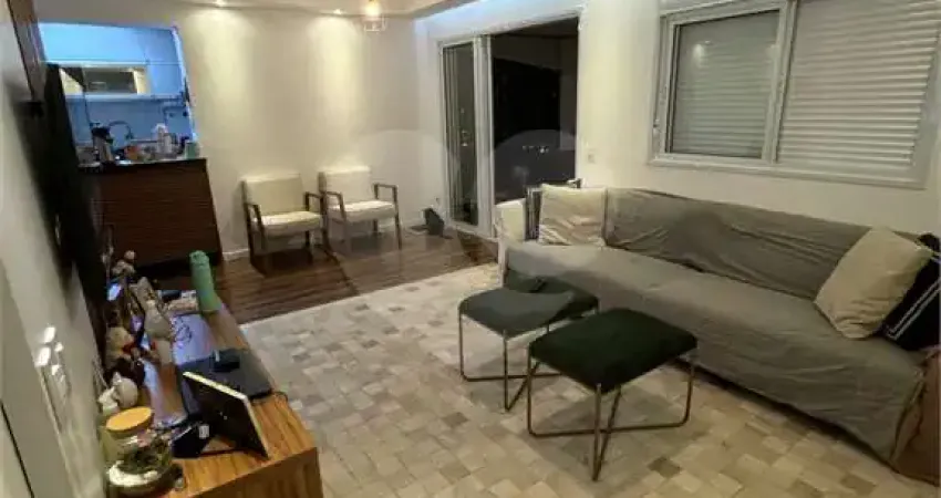 Apartamento à venda com 2 quartos, sendo 1 suíte, no condomínio monumento são paulo, são paulo - sp