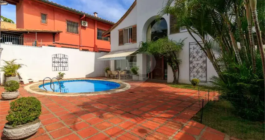 Casa à venda com 4 quartos, sendo 3 suítes,  em real parque, são paulo - sp