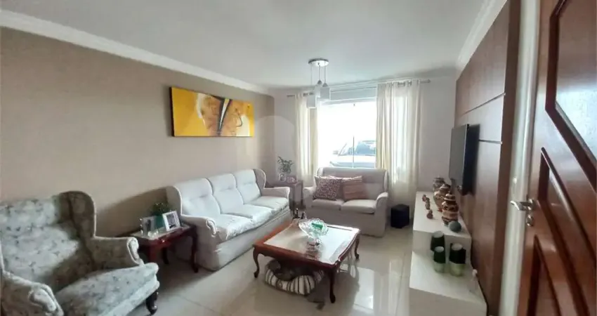 Casa à venda com 3 quartos, sendo 3 suítes, em Butantã, São Paulo - SP