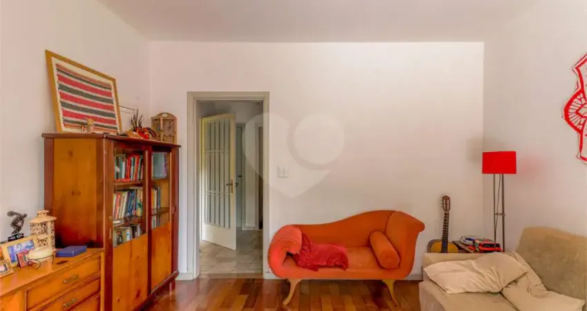 Casa com 3 quartos à venda na Praça Antônio Manoel do Espírito Santo, 89, Butantã, São Paulo