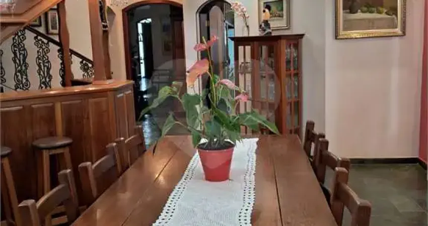 Sobrado à venda com 4 quartos, sendo 2 suítes, em morumbi, são paulo - sp