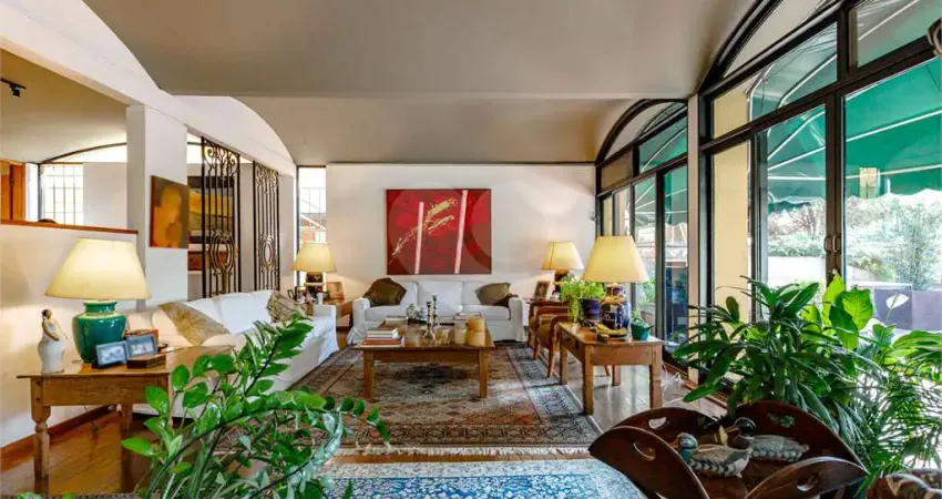 Casa à venda com 4 quartos, sendo 2 suítes, em cidade jardim, são paulo - sp