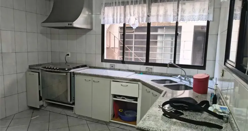 Casa com 2 quartos à venda na Rua Manuel de Saldanha, 137, Jaguaré, São Paulo