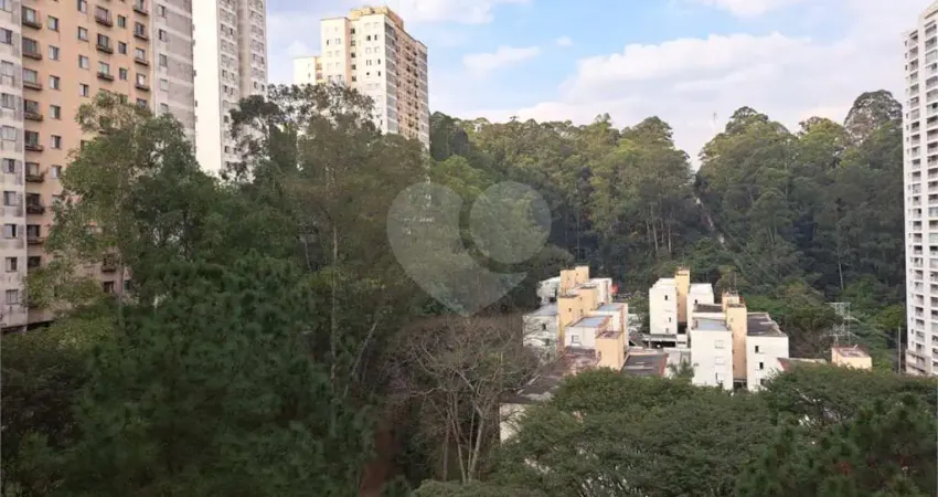 Apartamento à venda com 3 quartos no condomínio edifício parque brasil, são paulo - sp
