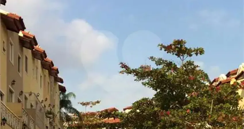 Casa à venda com 2 quartos, sendo 1 suíte, no condomínio villas de são francisco i, são paulo - sp