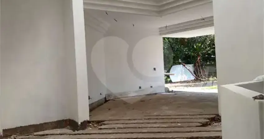 Sobrado à venda com 4 quartos, sendo 3 suítes,  em morumbi, são paulo - sp