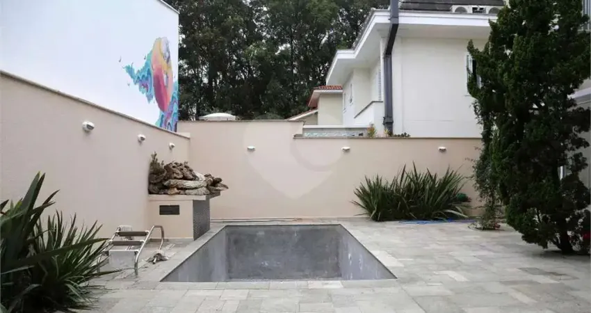 Casa à venda com 3 quartos, sendo 3 suítes, no condomínio residencial morumbi, são paulo - sp