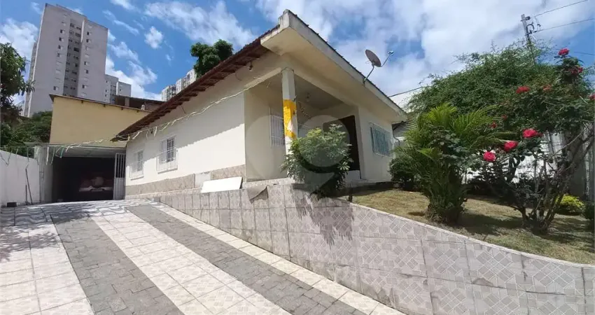 Casa com 3 quartos à venda na Rua Antônio Garcia Moya, Morumbi, São Paulo