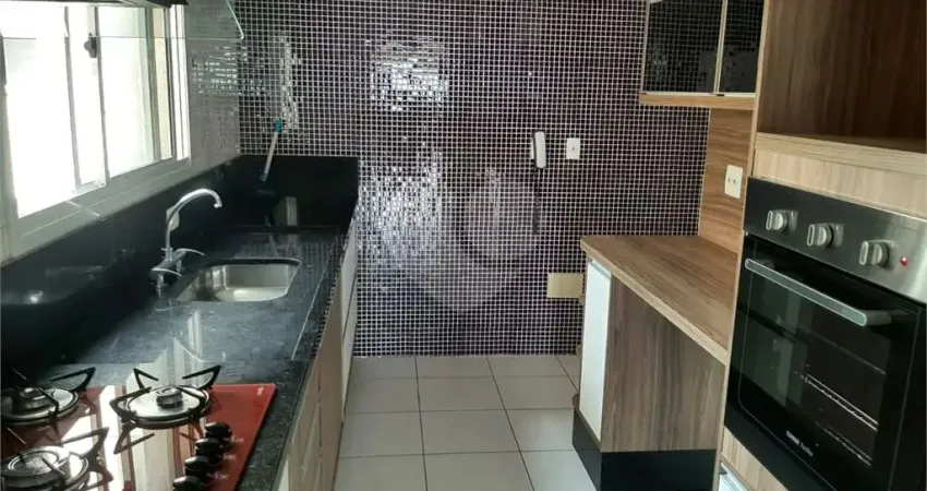 Apartamento à venda com 3 quartos, sendo 1 suíte, no condomínio Espaço Raposo, São Paulo - SP