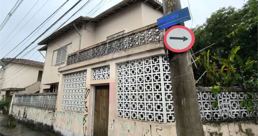Sobrado à venda com 5 quartos, sendo 1 suíte, em Vila Sônia, São Paulo, SP