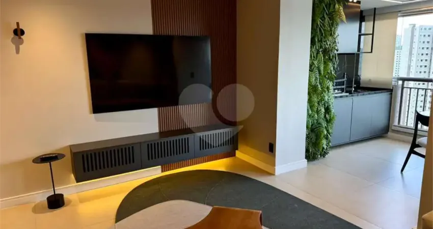 Apartamento à venda com 3 quartos, sendo 1 suíte, no condomínio Pleno Morumbi, São Paulo - SP