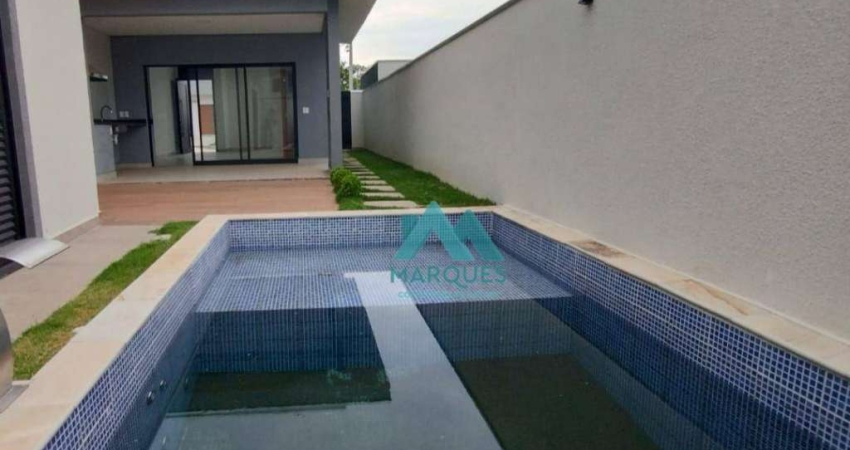 Linda Casa em Condominio de Alto Padrão com fácil acesso a via Dutra