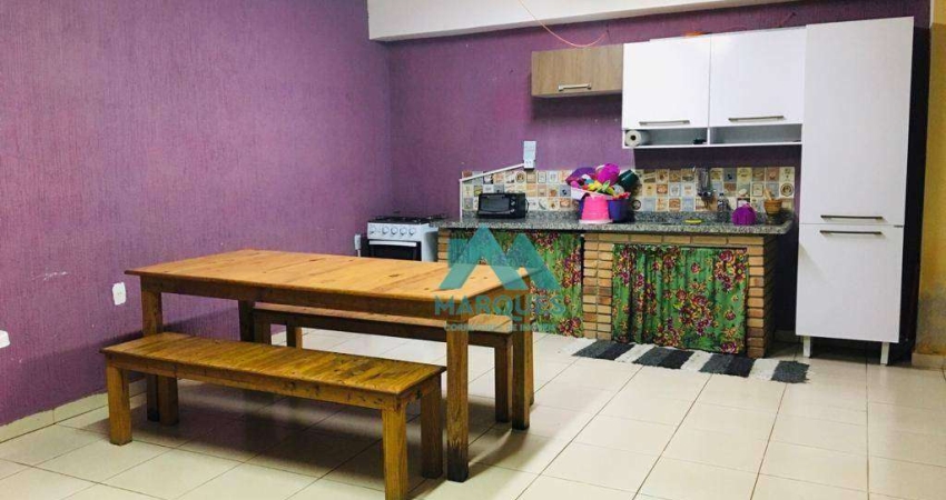 Linda casa em ótima localização em Caçapava