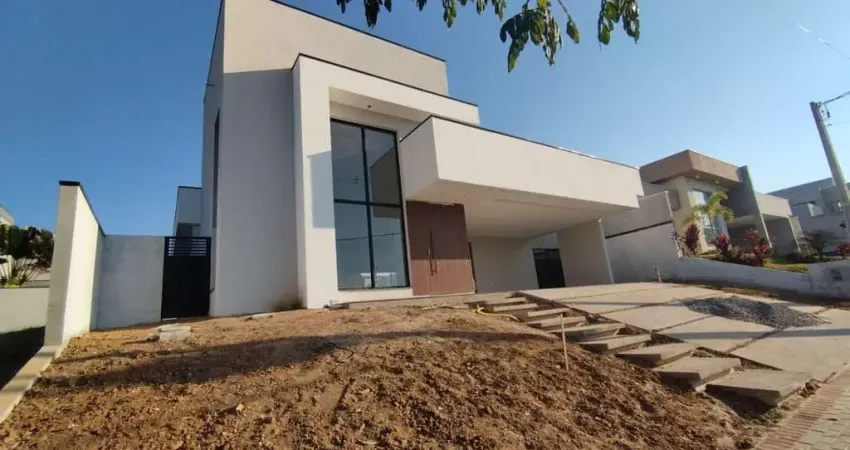 Casa maravilhosa de alto padrão em condomínio de luxo por 1300.000,00