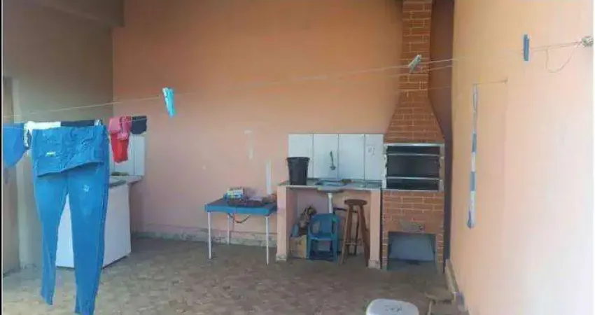 Excelente casa na nova caçapava 3 dormitórios, sendo uma suite