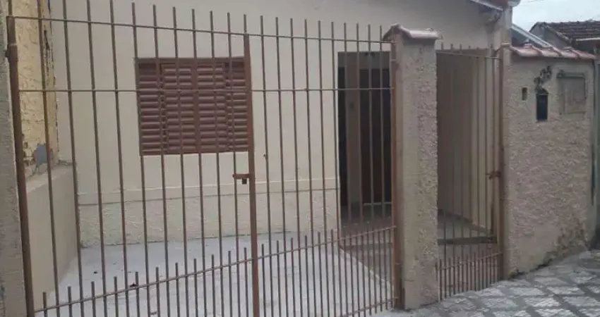 Casa com 2 quartos à venda na Vila Santos, Caçapava