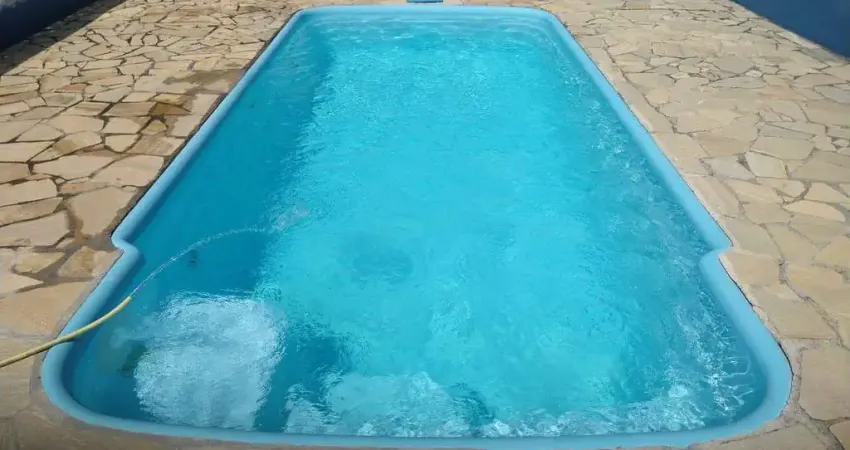 Linda chácara com 2 dormitórios, 1200 m² - venda por r$ 500.000  - portal mantiqueira - caçapava/sp