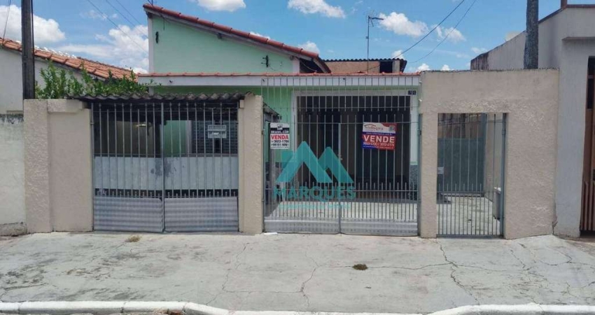 Casa em excelente localização, terreno com mais de 250m²